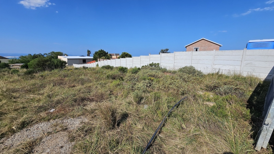0 Bedroom Property for Sale in Wavecrest Eastern Cape